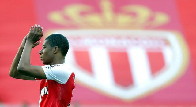 在节日的气氛中 《华尔街2》主创亮相 2010-05-15 法国时间5月14日，第63届戛纳电影节进入第三天的日程。