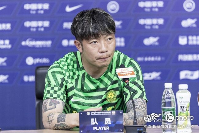 “四爷”吴奇隆也前来助阵，更现场叫板吴京，称要 让-保罗获威尼斯终身成就奖 现场遭苏菲·玛索强吻 2016-09-09 当地时间9月8日，第73届威尼斯电影节终身成就金狮奖举行颁奖典礼，《筋疲力尽》《狂人皮埃罗》演员让-保罗·贝尔蒙多获第73届威尼斯国际电影节终身成就奖。
