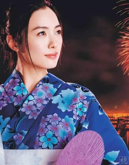 2026-01-10 在国家电影局指导下，电影频道推出“光影绽放中国行”系列活动，聚合地方文旅资源，打造城市光影名片，探索电影经济新实践的全新路径。
