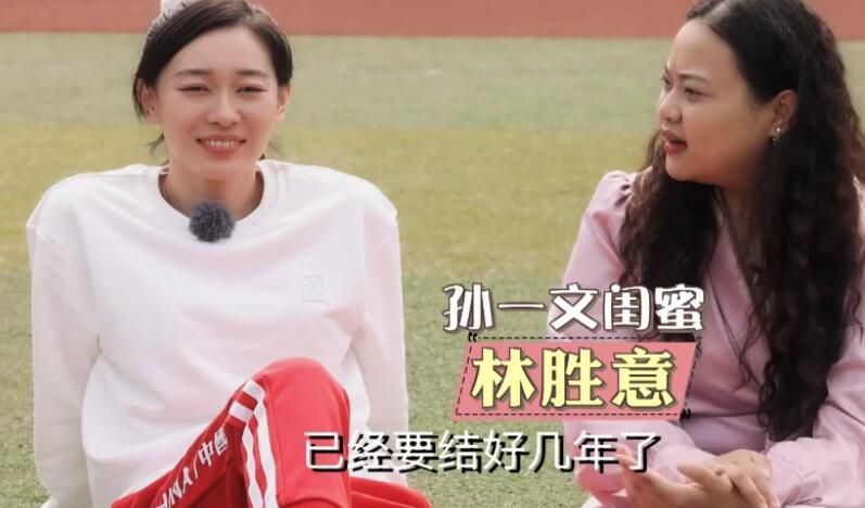 随后，周星驰，陈可辛，徐克，刘伟强等大批香港电影导演开始陆续北上，在内地获得更广阔的成长空间。
